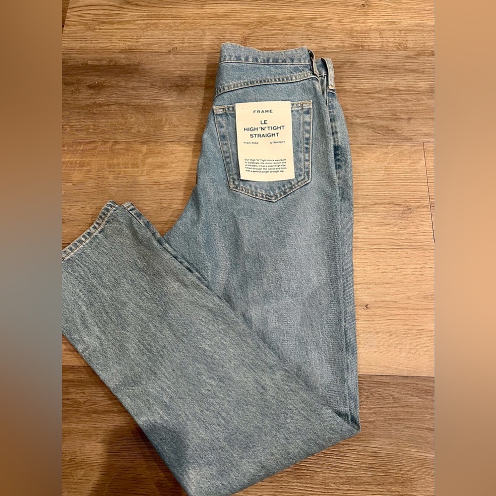 Frame Le High‘N’Tight Straight coated jeans